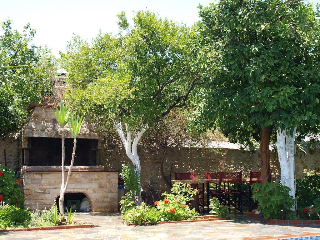 Εlegant Villa Liakos Pigí Szoba fotó